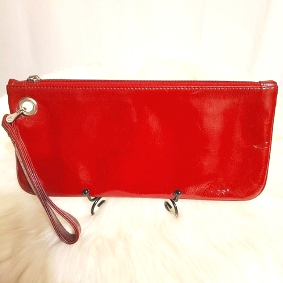 HOBO Int'l 'Zoe' Red Genuine Patent Leather Wristlet - Picture 1 of 6